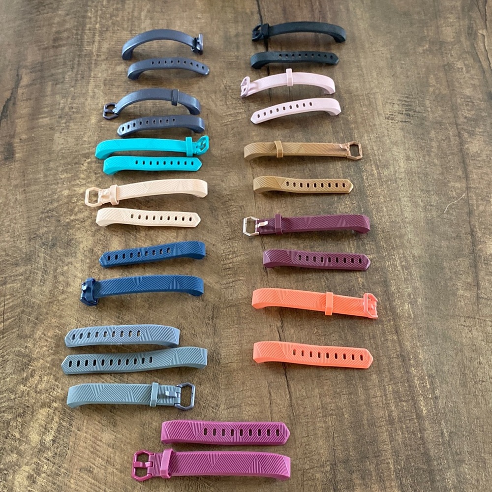 Fitbit Bands - image 1